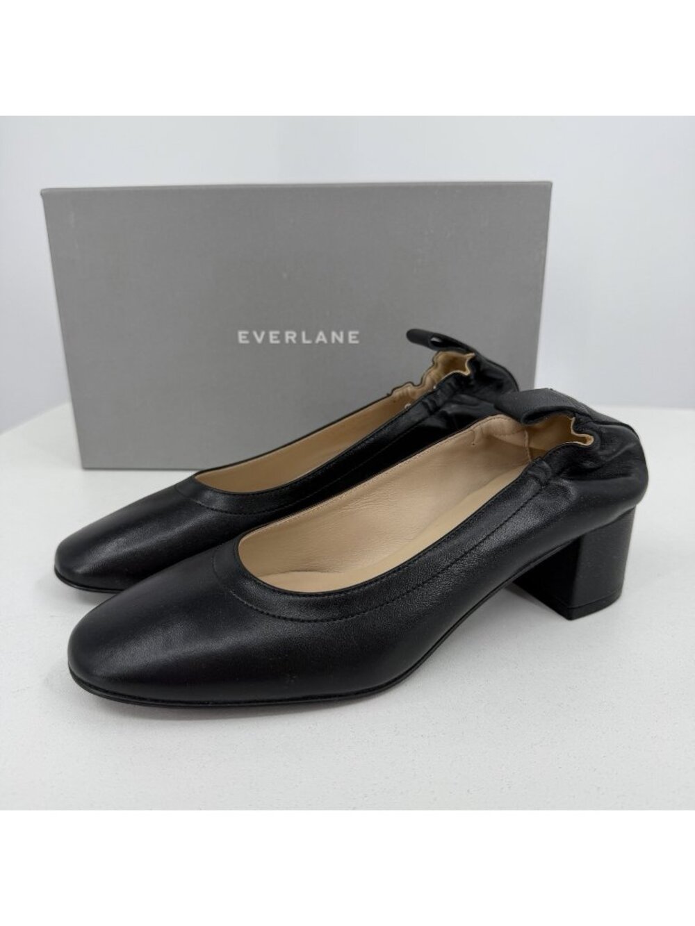 Everlane Italian Leather Day Heel size 5.5 Women's Black Elastic Back Comfort